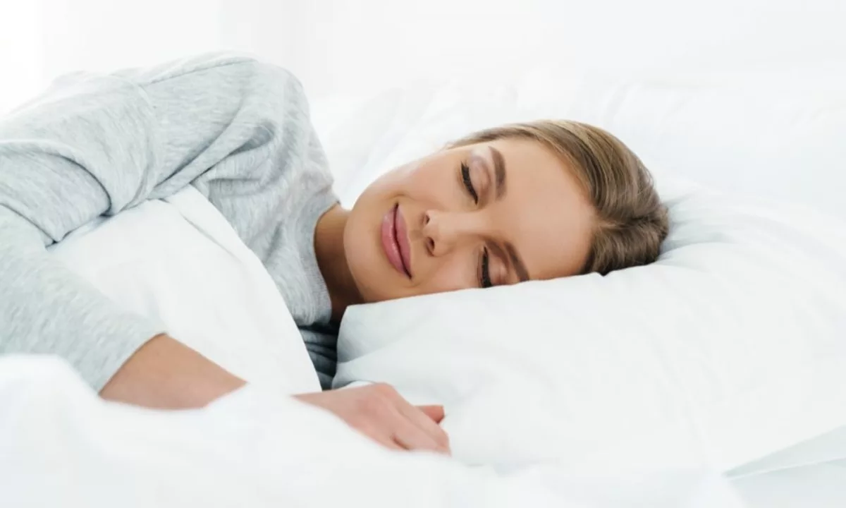 How Estradiol Affects Sleep Patterns and Insomnia